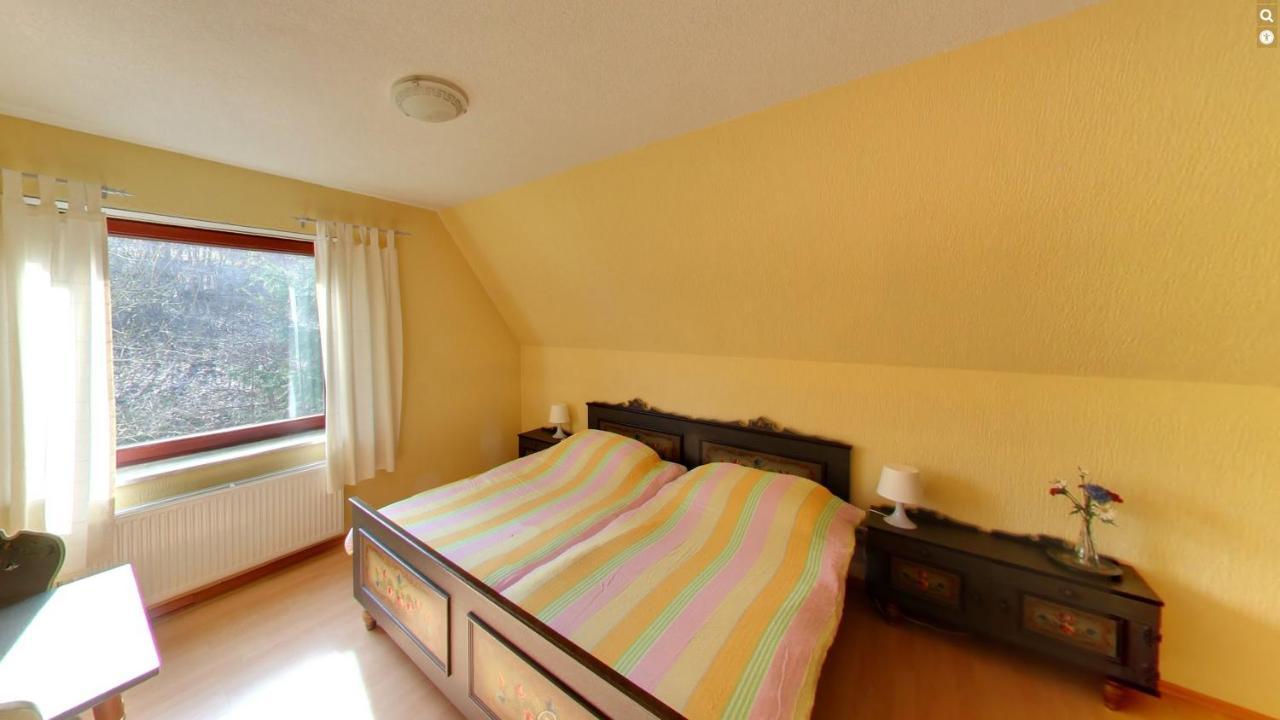Haus Nova Am Bollerberg Bed & Breakfast Халенберг Екстериор снимка