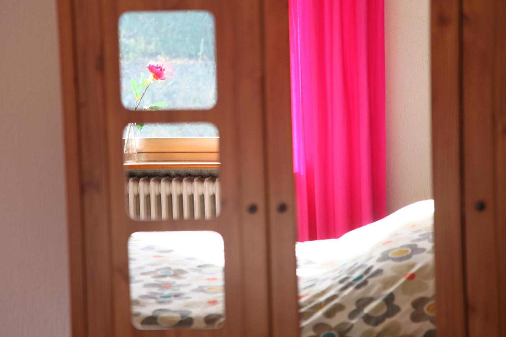 Haus Nova Am Bollerberg Bed & Breakfast Халенберг Екстериор снимка